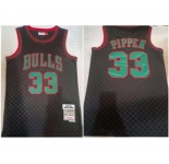 Men's Chicago Bulls #33 Scottie Pippen Black 1997-98 Finals Throwback Stitched Basketball Jersey