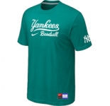 MLB New York Yankees Green Nike Short Sleeve Practice T-Shirt