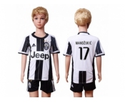 Juventus #17 Mandzukic Home Kid Soccer Club Jersey